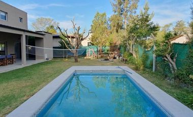 VENTA CASA RANELAGH 4 AMB PILETA APTO CREDITO