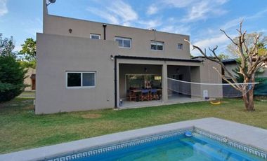 VENTA CASA RANELAGH 4 AMB PILETA APTO CREDITO