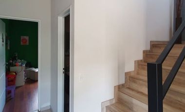 VENTA CASA RANELAGH 4 AMB PILETA APTO CREDITO