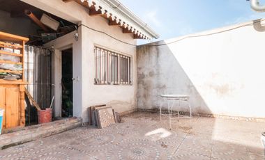 CASA EN VENTA, ACEPTA PERMUTA. 2 PL. 4 AMB