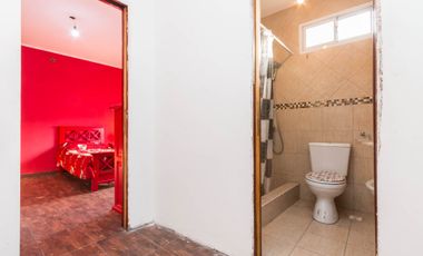 CASA EN VENTA, ACEPTA PERMUTA. 2 PL. 4 AMB