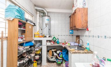 CASA EN VENTA, ACEPTA PERMUTA. 2 PL. 4 AMB