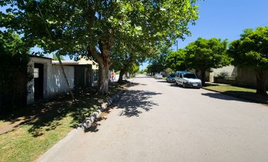 VENTA DE CASA 4 AMBIENTES EN OPORTUNIDAD