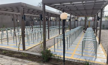 Departamento en Arriendo en Gran Avenida con Departamental. Metro Departamental. J80