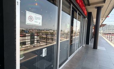 LOCAL COMERCIAL en la plaza Q7001 3er piso ideal para restaurante
