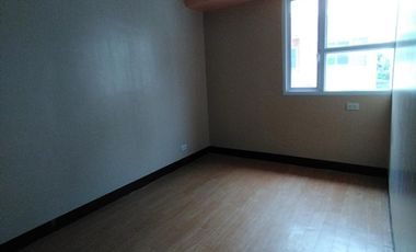 For Sale 30 sqm 1 Bedroom Bare Unit in Lions Park Residences, Parañaque City