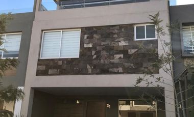 RENTA DE CASA EN LA ANTIGUA CEMENTERA, COMPLETAMENTE AMUEBLADA 3 RECAMARAS