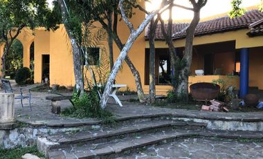 Quinta en Santiago, N. L. Contemporanea Mexicana