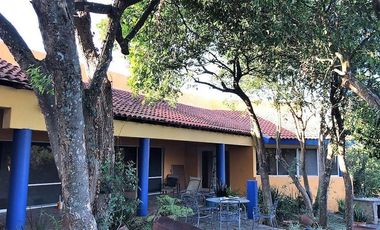 Quinta en Santiago, N. L. Contemporanea Mexicana