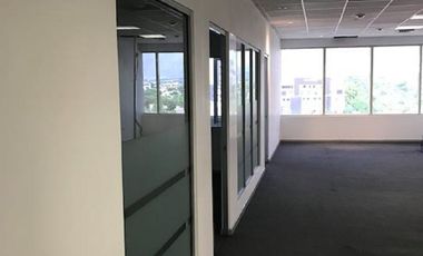 OFICINA RENTA EN TORRE KIO (ACONDICIONADAS)