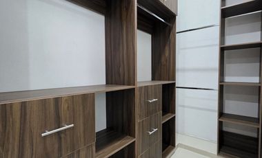 CASA EN VENTA 2 PLANTAS, 3 RECÁMARAS, 3 BAÑOS, COCHERA PARA 2 AUTOS