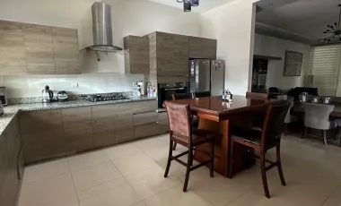 Casa en venta en Real de Torrecillas Residencial, Saltillo, Coahuila de Zaragoza