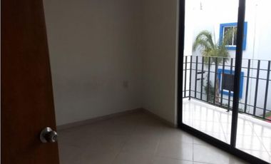 RENTA CASA CAMINO REAL