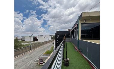 SE RENTA RESTAURANTE CON LICENCIA DE USO PARA ALIMENTOS Y BEBIDAS