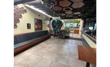 SE RENTA RESTAURANTE CON LICENCIA DE USO PARA ALIMENTOS Y BEBIDAS