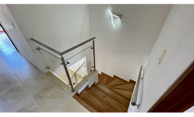 Extraordinaria casa en Cerritos Campestre remodelada con 4 alcobas. Cerritos. Galicia. Pereira - Colombia.