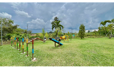 Maravillosa casa medianera en venta,barrio Belmonte. Pereira-Colombia.