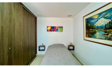 Extraordinaria casa remodelada en Cerritos Campestre con baño completo en el primer piso. Galicia. Pereira.