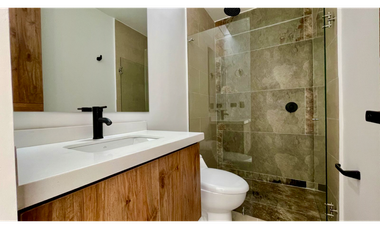 Extraordinaria casa nueva en Cerritos Home con piscina y 168 m2 con 3 alcobas y 4 baños. Pereira - Colombia.