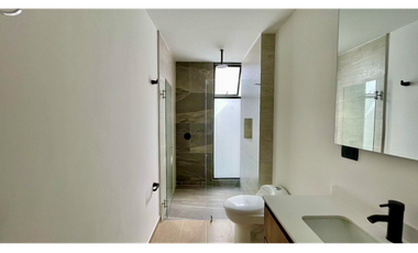 Extraordinaria casa nueva en Cerritos Home con piscina y 168 m2 con 3 alcobas y 4 baños. Pereira - Colombia.