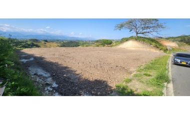 Extraordinario terreno en Cerritos Vía a Cartago con Vista al Valle. Pereira - Colombia.
