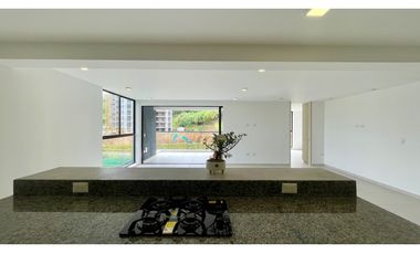 Extraordinario apartamento nuevo en Solarum con 130 m2. Cerritos. Pereira - Colombia.