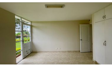 extraordinaria casa campestre en venta via Armenia- Pereira