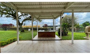 extraordinaria casa campestre en venta via Armenia- Pereira