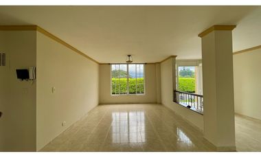 extraordinaria casa campestre en venta via Armenia- Pereira