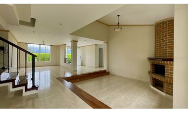 extraordinaria casa campestre en venta via Armenia- Pereira