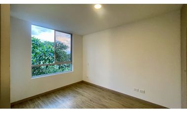 Extraordinario apartamento esquinera con vista al bosque en Sierra Viento Conjunto Residencial con 3 alcobas y 2 parqueaderos. Cerritos. Galicia.