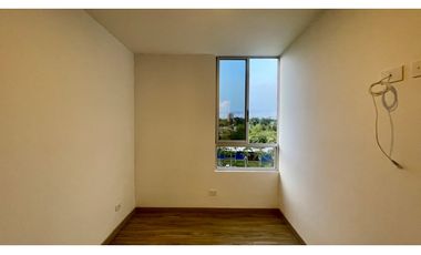 Extraordinario apartamento esquinera con vista al bosque en Sierra Viento Conjunto Residencial con 3 alcobas y 2 parqueaderos. Cerritos. Galicia.