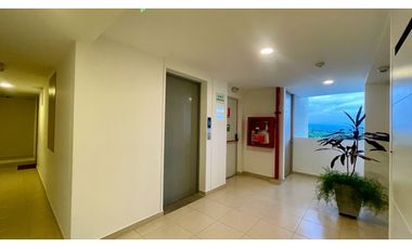 Extraordinario apartamento esquinera con vista al bosque en Sierra Viento Conjunto Residencial con 3 alcobas y 2 parqueaderos. Cerritos. Galicia.
