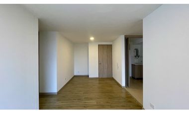 Extraordinario apartamento esquinera con vista al bosque en Sierra Viento Conjunto Residencial con 3 alcobas y 2 parqueaderos. Cerritos. Galicia.