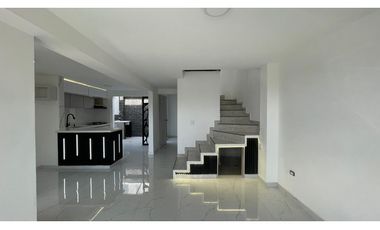 Extraordinaria casa conjunto cerrado Galicia, Pereira