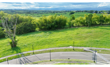 Majestuoso terreno con excelente topografía y vista a los guaduales en Malabar Condominio Campestre. Cerritos. Pereira.
