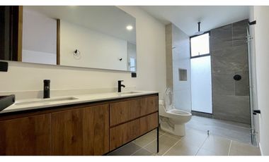 Majestuosa casa nueva con piscina en Cerritos Home Conjunto Residencial. Pereira - Colombia. Cerritos Mall.