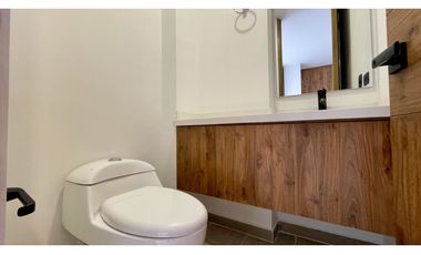 Majestuosa casa nueva con piscina en Cerritos Home Conjunto Residencial. Pereira - Colombia. Cerritos Mall.