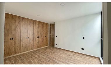 Majestuosa casa nueva con piscina en Cerritos Home Conjunto Residencial. Pereira - Colombia. Cerritos Mall.