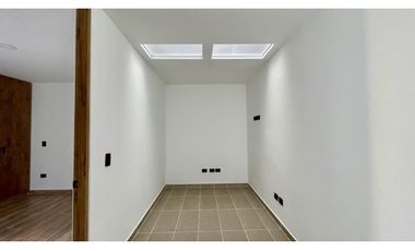 Majestuosa casa nueva con piscina en Cerritos Home Conjunto Residencial. Pereira - Colombia. Cerritos Mall.