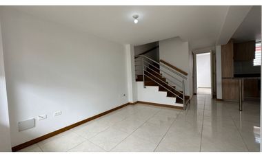 Hermosa casa en Casas del Campo. Galicia. Pereira