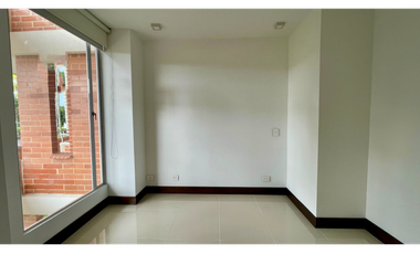 Extraordinario apartamento en Reservas del Campestre con vista al bosque nativo. Club Campestre. Cerritos. Pereira - Colombia.