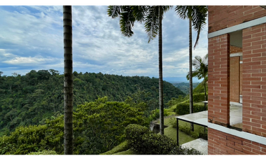 Extraordinario apartamento en Reservas del Campestre con vista al bosque nativo. Club Campestre. Cerritos. Pereira - Colombia.