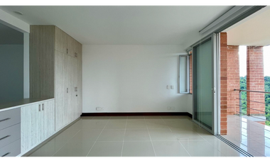 Extraordinario apartamento en Reservas del Campestre con vista al bosque nativo. Club Campestre. Cerritos. Pereira - Colombia.