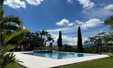 Excepcional casa campestre en el sector Pueblito Cafetero