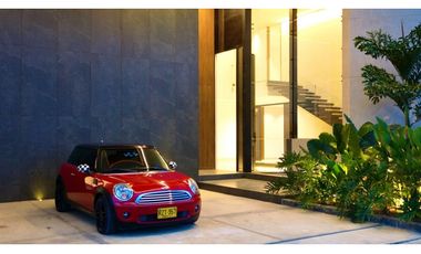Majestuosa casa campestre minimalista con piscina en Malabar Condominio Campestre. Cerritos. Pereira - Colombia.