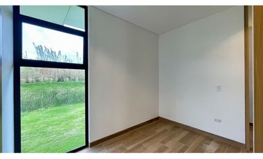 Majestuosa casa campestre minimalista con piscina en Malabar Condominio Campestre. Cerritos. Pereira - Colombia.