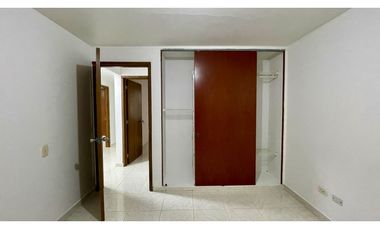 Apartamento en Santa Mónica con 100 m2 3 alcobas y 2 baños.