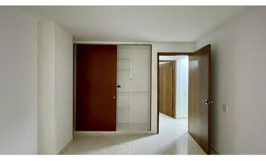 Apartamento en Santa Mónica con 100 m2 3 alcobas y 2 baños.