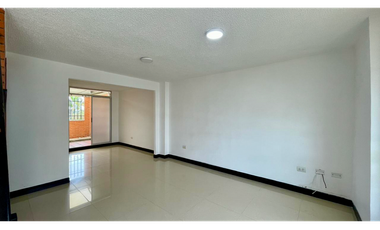 Extraordinaria casa en Belmonte Conjunto Residencial con 110 m2. Pereira - Colombia.